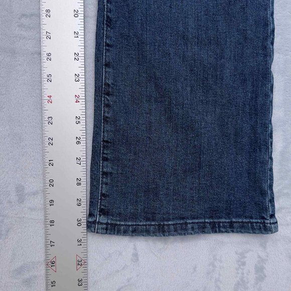 STYLE & CO Mid Rise Boot Leg Jeans Size 12 33W NWT Lonesome Blue 0149 . - Picture 8 of 10